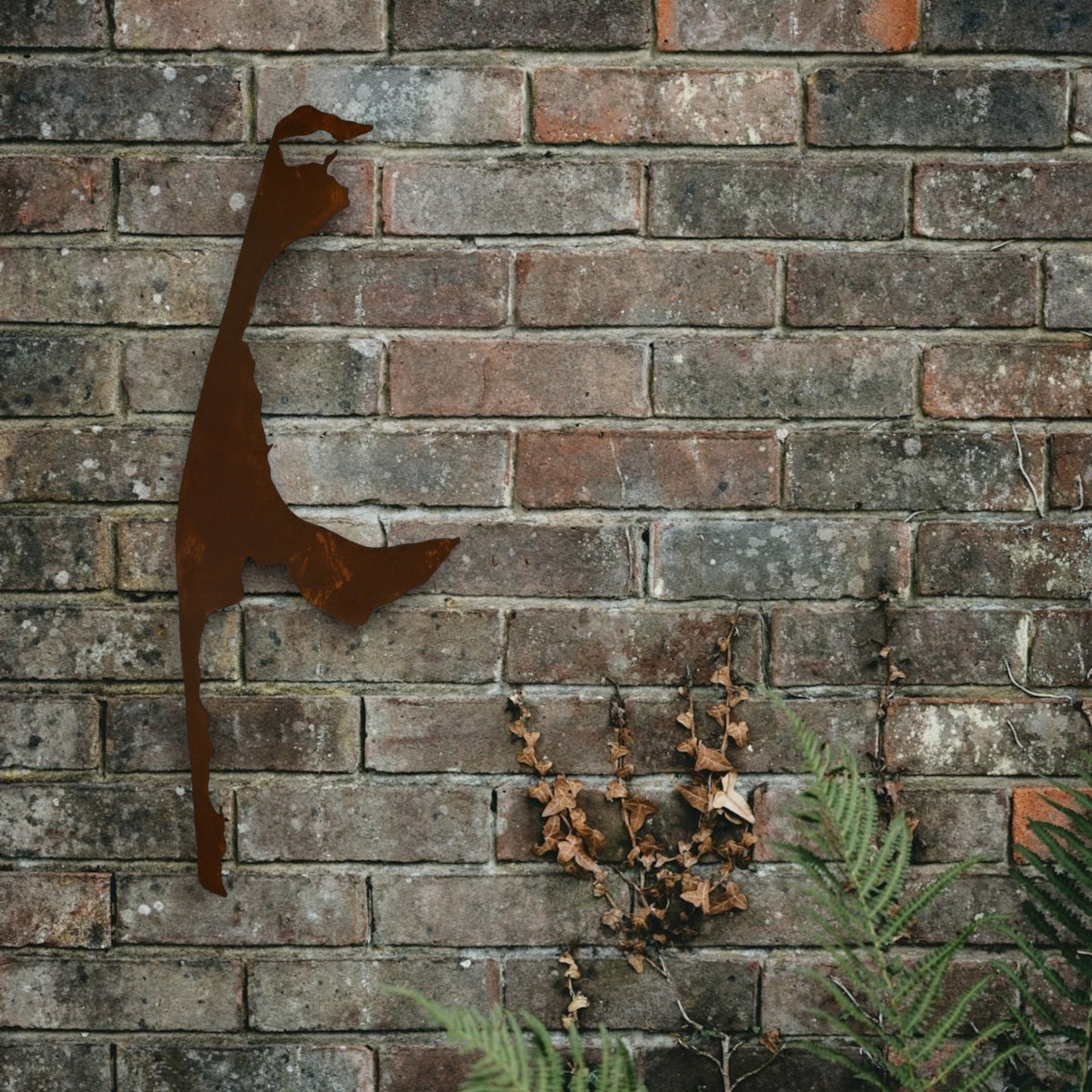 Sylt Wanddekoration aus Metall in gerostetem Corten-Stahl
